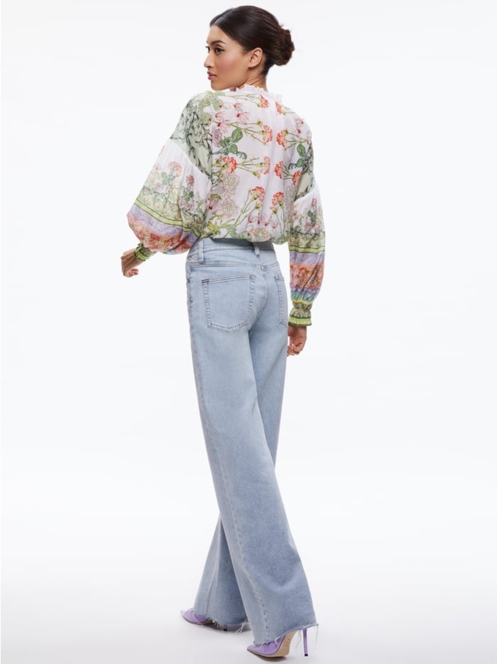 Alice & Olivia Julius Smocked Scarf sheer Blouse Size S - Picture 2 of 13